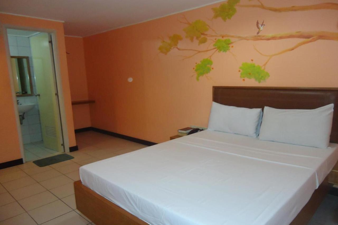 Park Bed And Breakfast Hotel 파사이 외부 사진