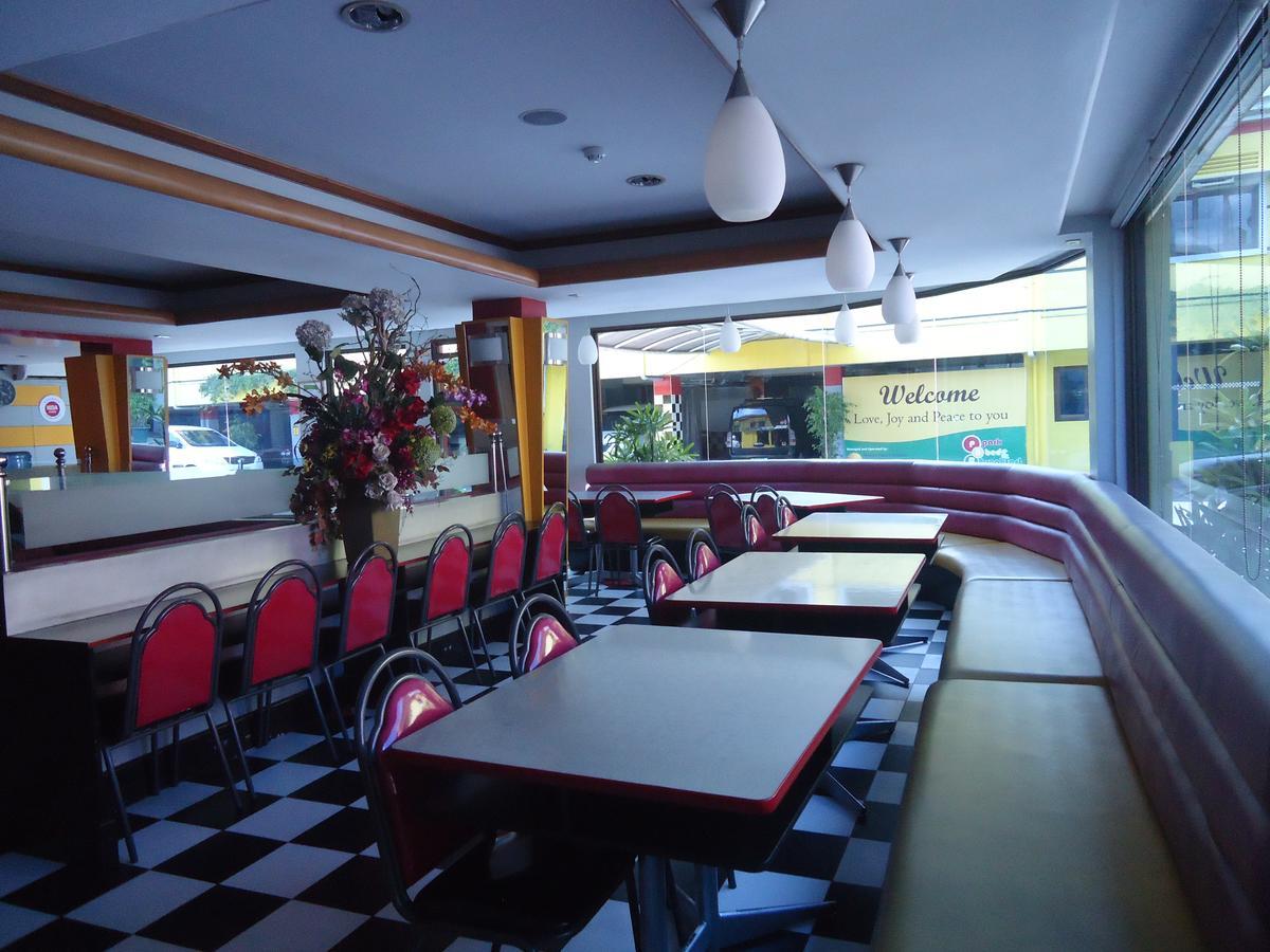 Park Bed And Breakfast Hotel 파사이 외부 사진